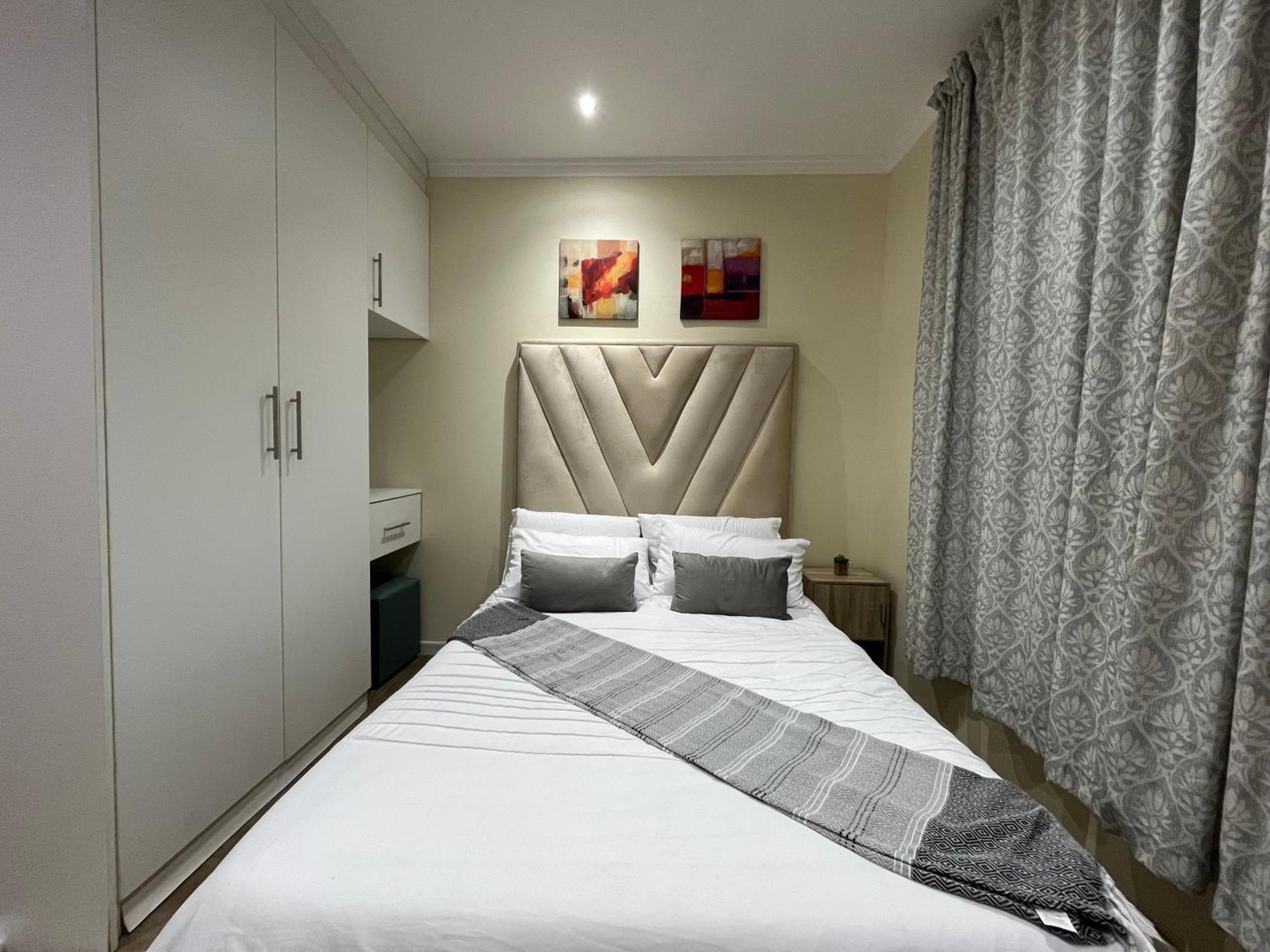 The Benjamin Accomodation Edenvale Exterior photo